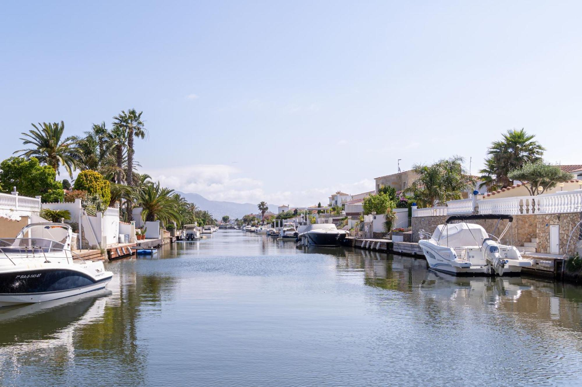 Jouvacations Villa 2 Freser Empuriabrava Dış mekan fotoğraf